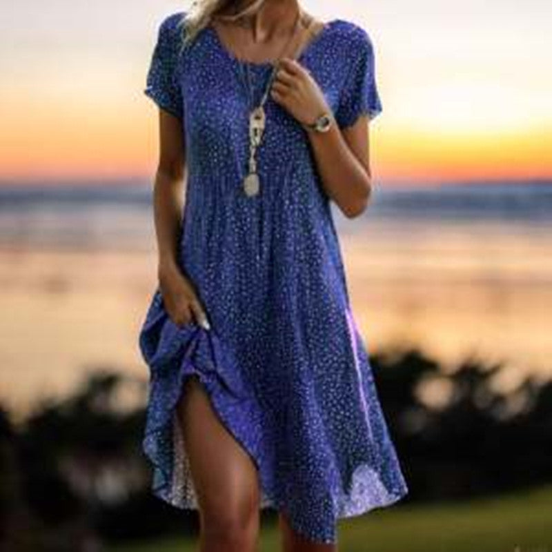 Plush women's dress - scoop neck, flowy mid-length silhouette, geometric print, casual everyday wear