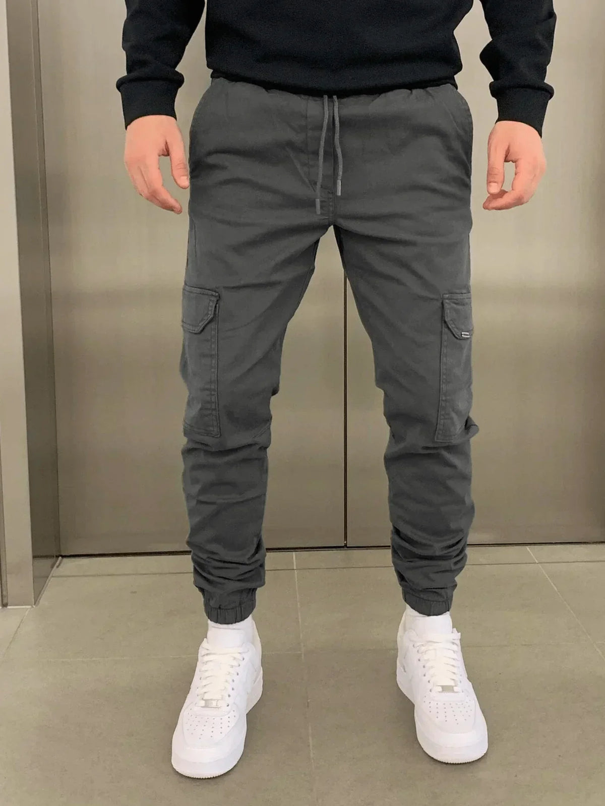 Variant image for Comfortable Loose Fit Black Cargo Pants for Women with Practical Pockets and Elastic Waistband-13