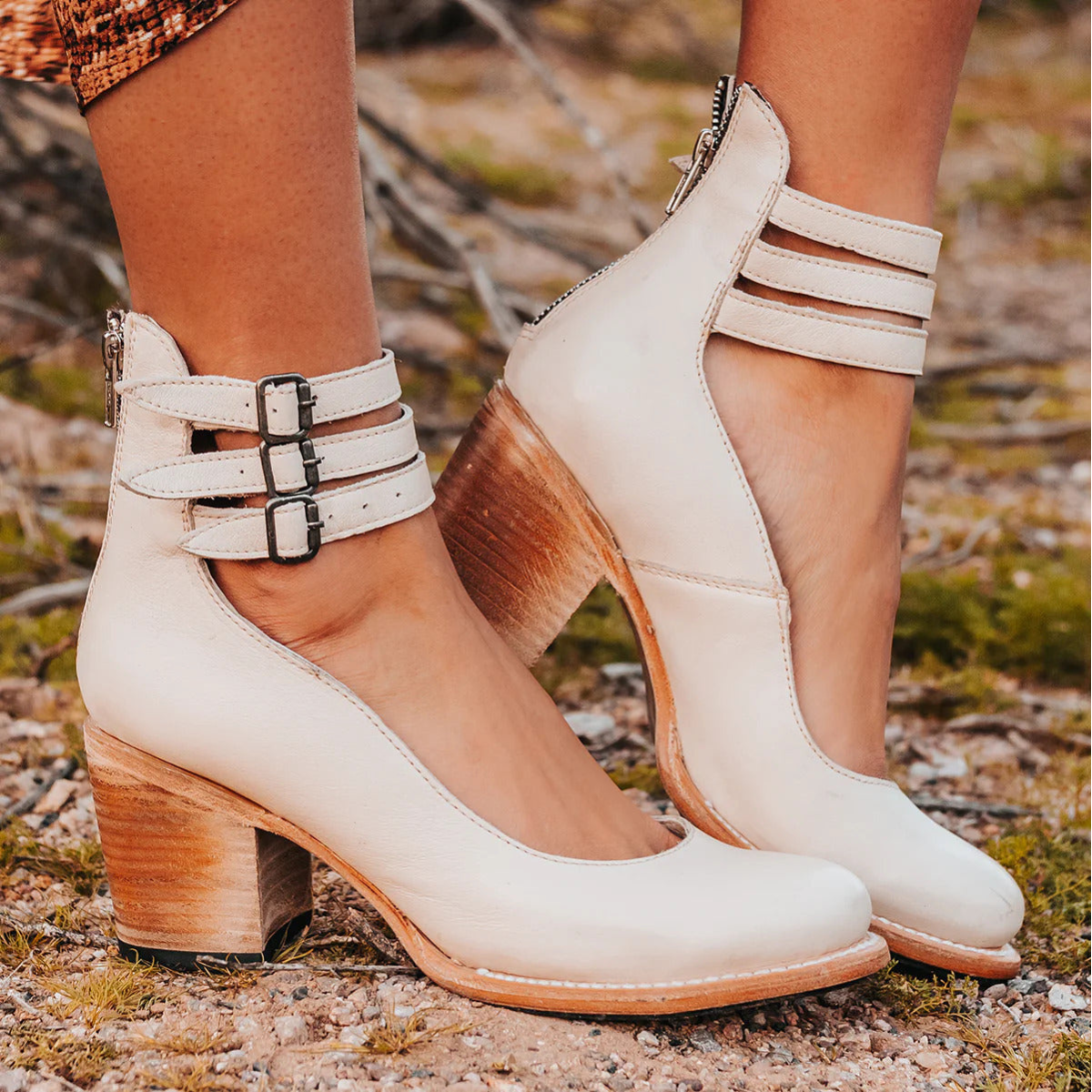 Elegant Black Women's Pumps with Adjustable Buckles for Comfort and Style-4