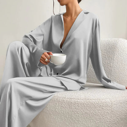 Atmungsaktiver Damen Pyjama – seidiges Set, hypoallergen, für entspannte Nächte 2