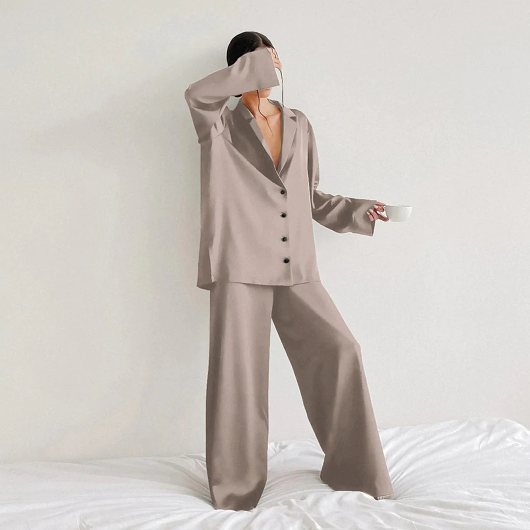 Atmungsaktiver Damen Pyjama – seidiges Set, hypoallergen, für entspannte Nächte 5