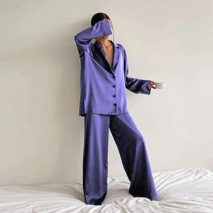 Atmungsaktiver Damen Pyjama – seidiges Set, hypoallergen, für entspannte Nächte 7