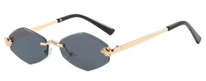 Attractive women’s sunglasses – polygonal design, metal, for everyday use 7