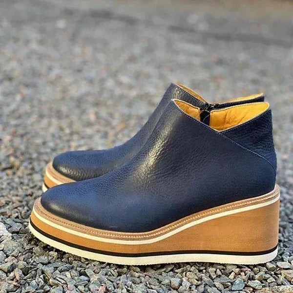 Variant image for Luxurious Women's Leather Boots with Medium-High Heel for All-Day Comfort and Classic Style-10