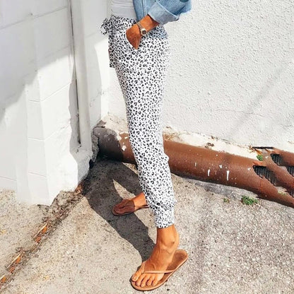 Bequeme Damen-Hose – lässiges Leopardenmuster, Polyester, für Freizeitaktivitäten 2