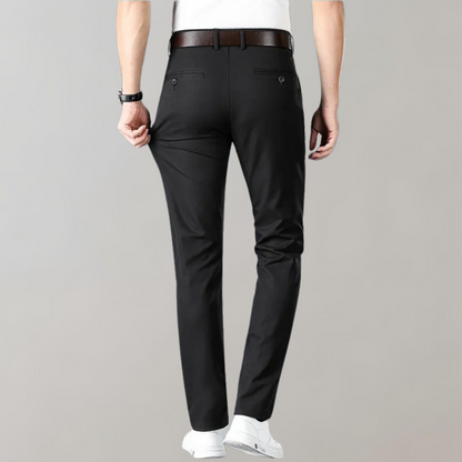 Breathable men's khaki pants – flexible fit, lightweight cotton, for casual summer wear 1