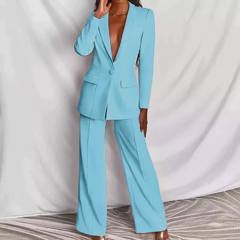 Breathable women's suit – tailored blazer and trousers, luxurious fabric, for office or events 3