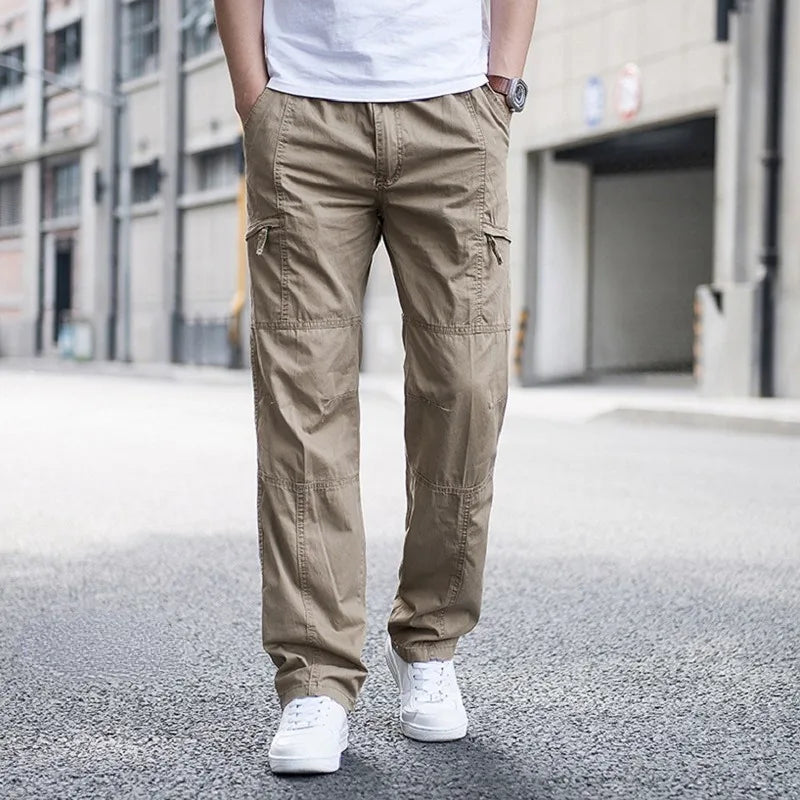 Durable men's cargo pants – relaxed fit, breathable fabric, for everyday wear 3