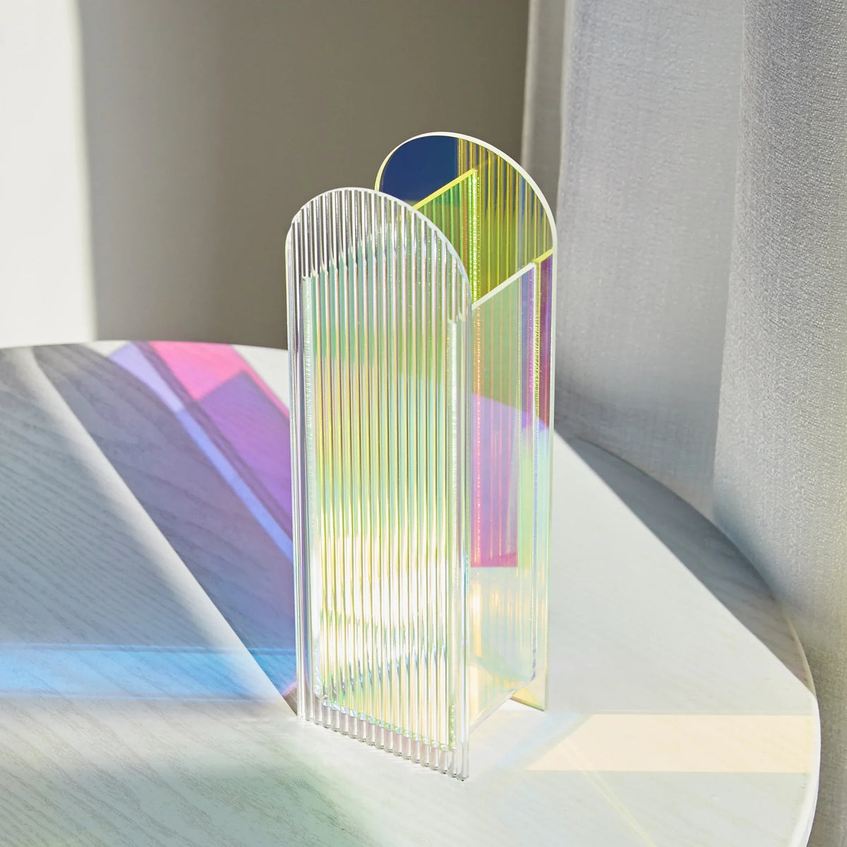 Acrylic Vase M Size Patterned Tabletop Vase Fall 2025 Rainbow Sunlight Reflection Desktop Household Decor Gift