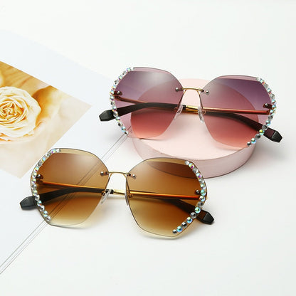 Leichte Damen-Sonnenbrillen – modernes Design, hochwertige Materialien, für den Sommer 6