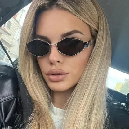 Leichte Damen Sonnenbrille – polygonales Design, metallischer Rahmen, für den Alltag 2