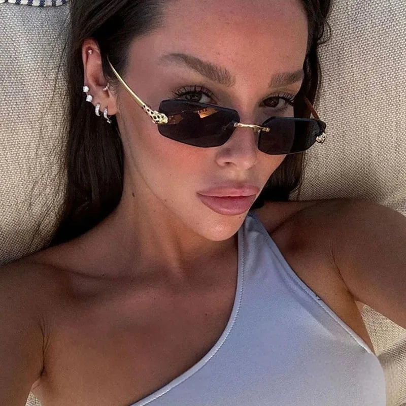 Leichte Damen Sonnenbrille – rahmenloses polygonales Design, Kunststoff, für den Sommer 0