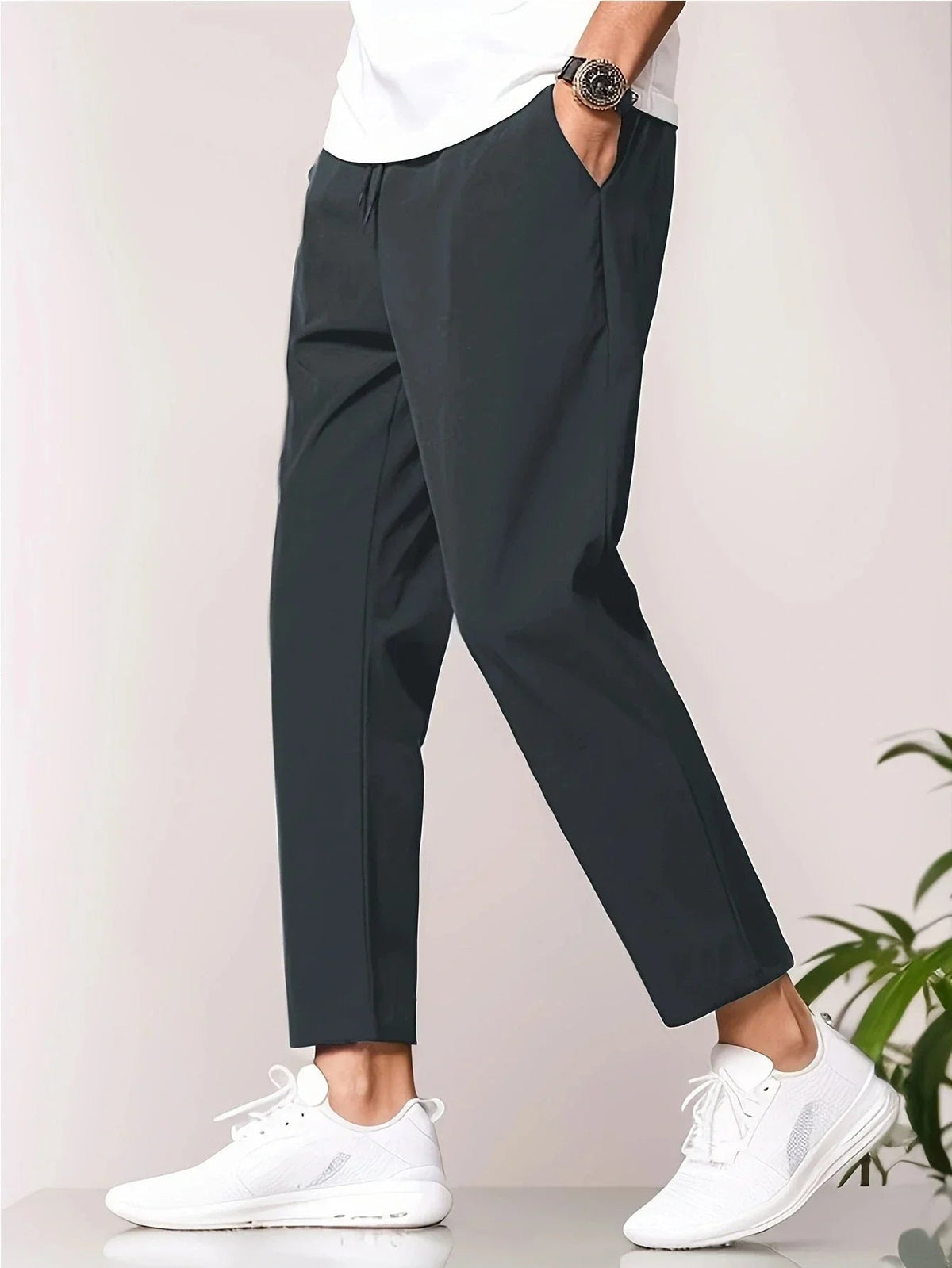 Lightweight & casual men’s trousers – comfortable fit, breathable fabric, for everyday wear 0