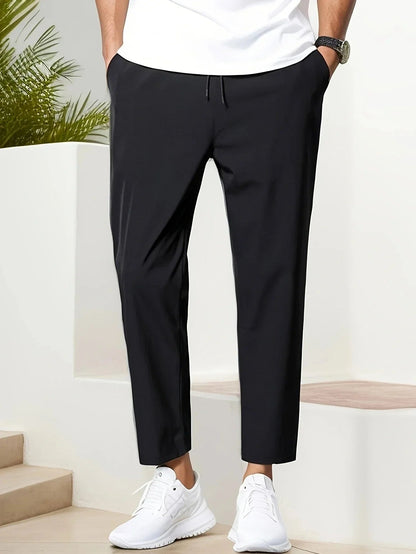 Lightweight & casual men’s trousers – comfortable fit, breathable fabric, for everyday wear 3