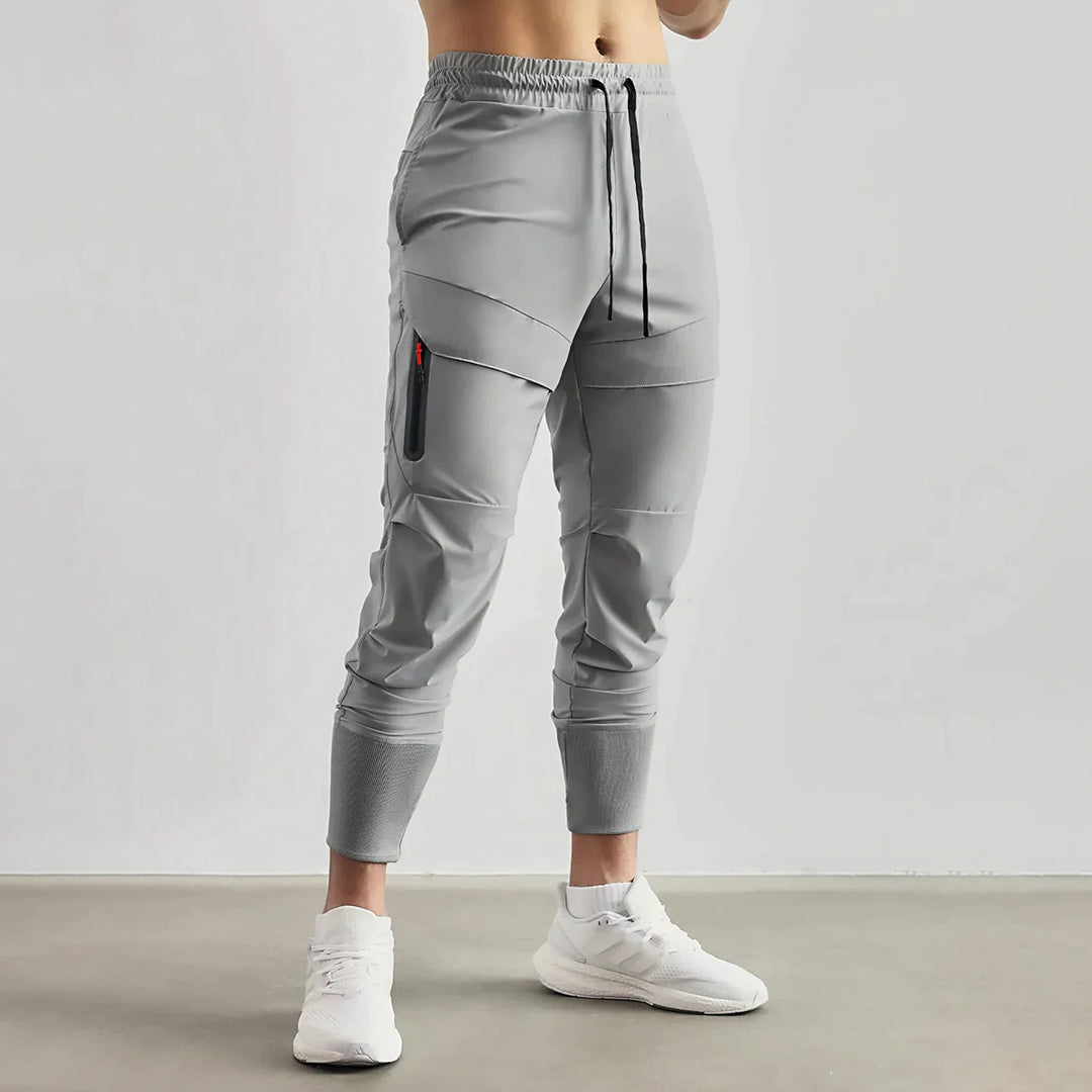 Lightweight men's jogger pants – sleek fit, breathable fabric, for casual outings 0