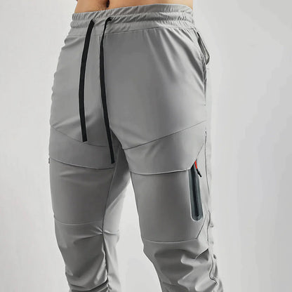 Lightweight men's jogger pants – sleek fit, breathable fabric, for casual outings 4