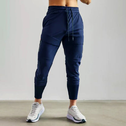 Lightweight men's jogger pants – sleek fit, breathable fabric, for casual outings 9