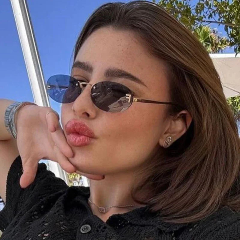 Luxuriöse Damen Sonnenbrille – rahmenloses Design, metallisch, für elegante Anlässe 3
