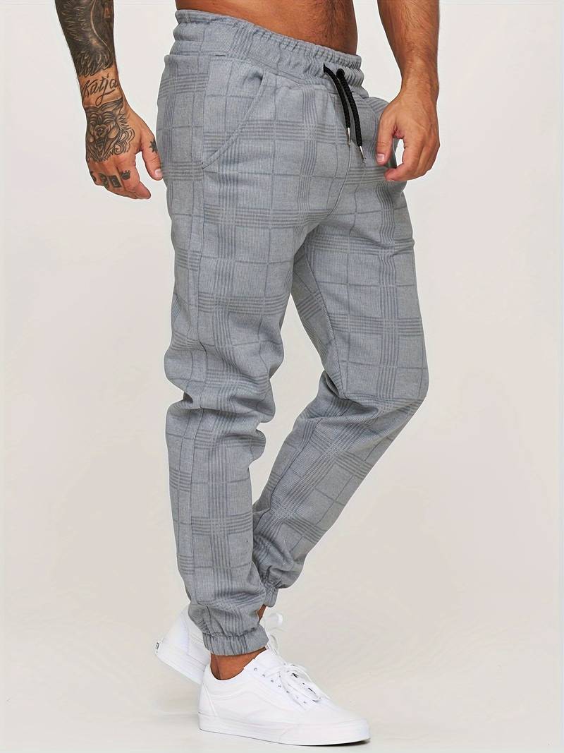 Luxurious men's joggers – sleek design, breathable fabric, for casual or work 2