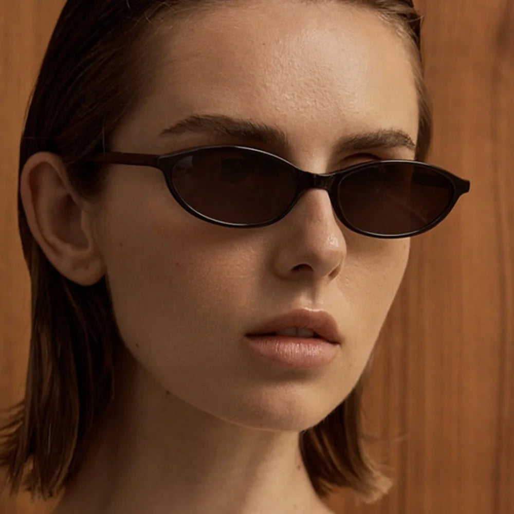 Modische Damen Sonnenbrille – Retro ovales Design, braun, für den Alltag 1