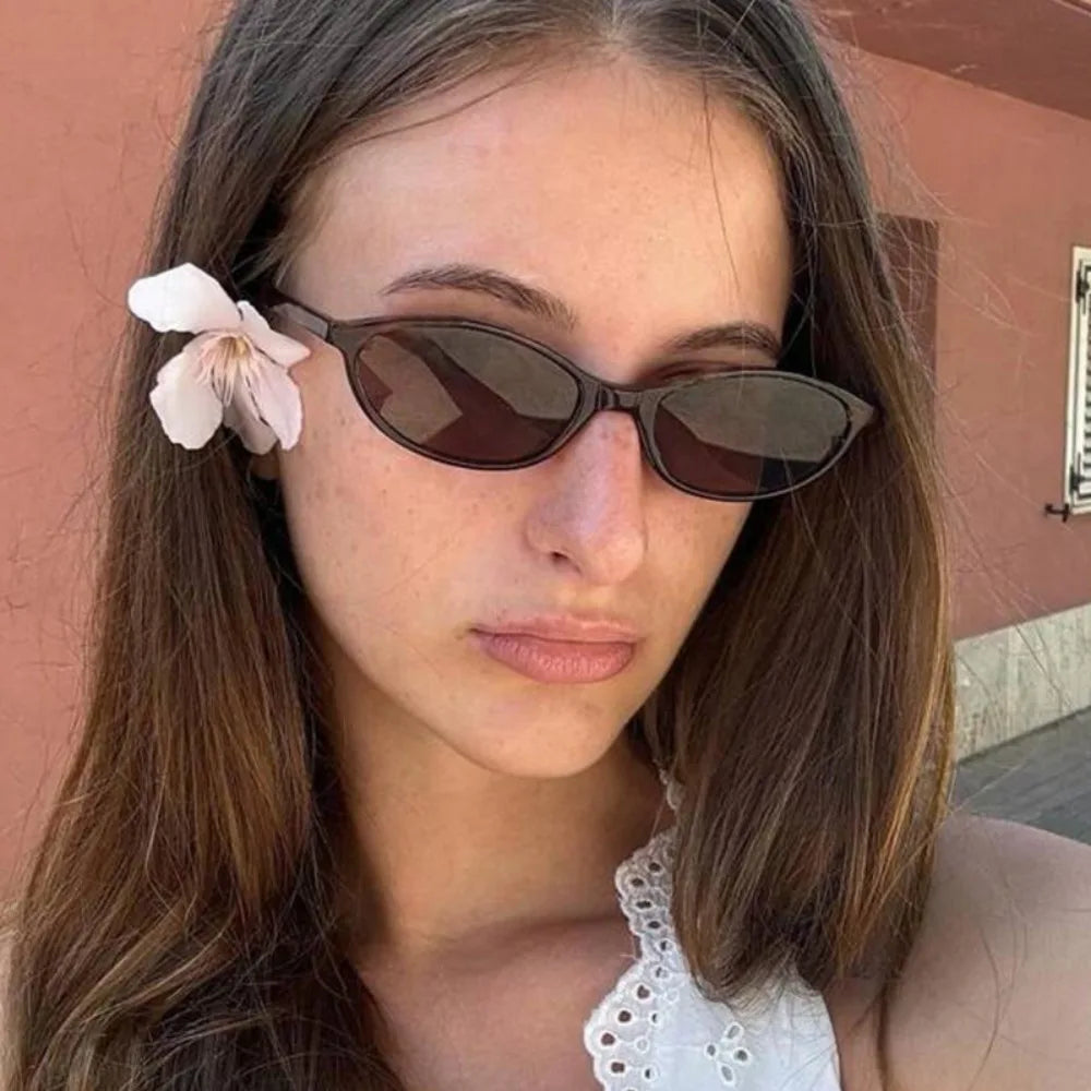 Modische Damen Sonnenbrille – Retro ovales Design, braun, für den Alltag 2