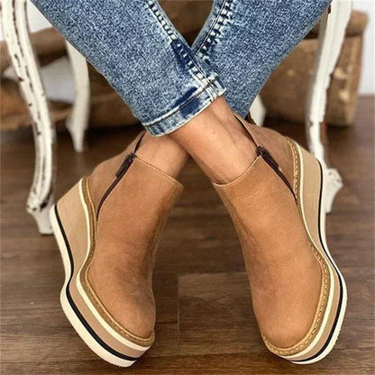 Luxurious Women's Leather Boots with Medium-High Heel for All-Day Comfort and Classic Style-3