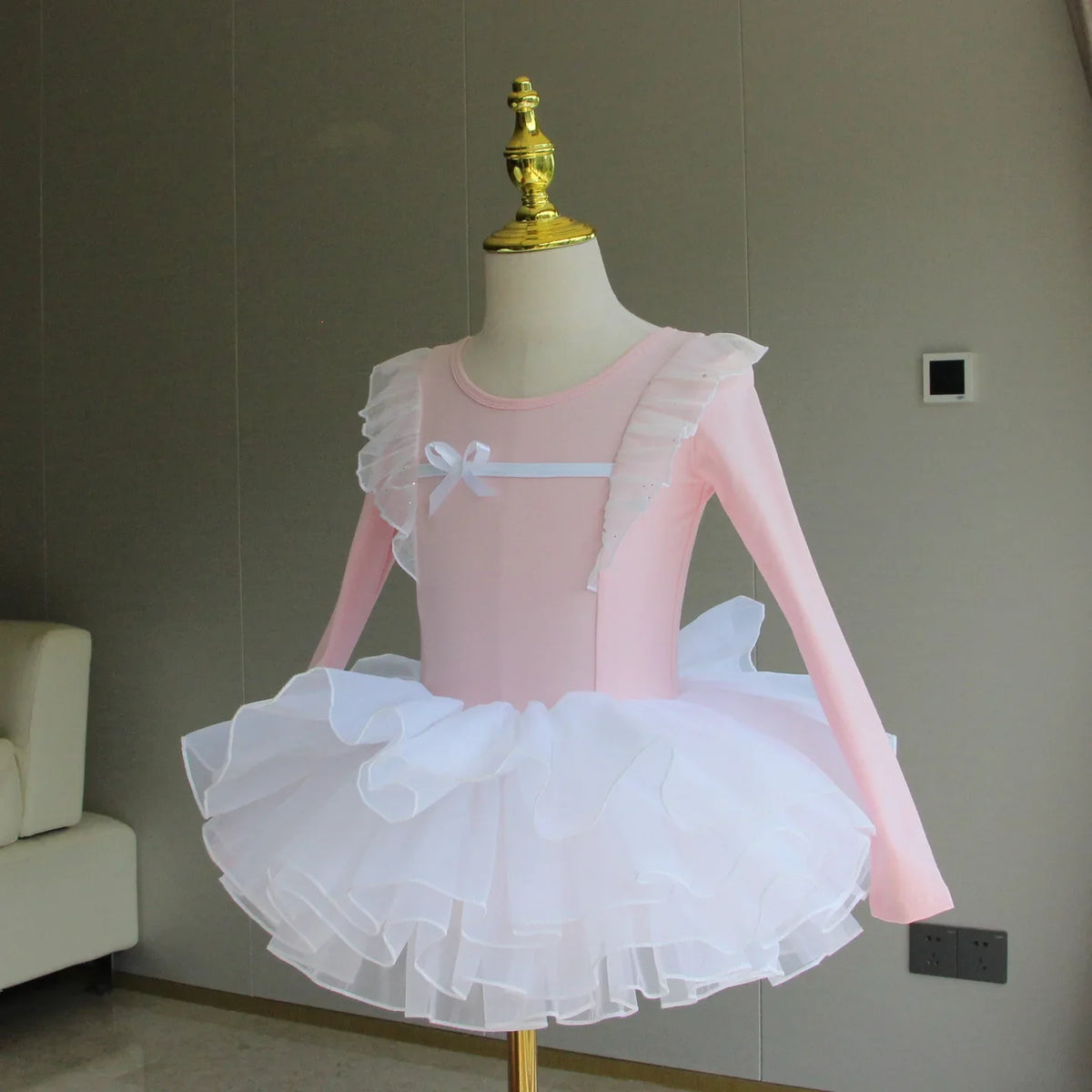 Light girls ballet leotard set - puff-sleeve top, tulle tutu skirt, polyester, for dance class