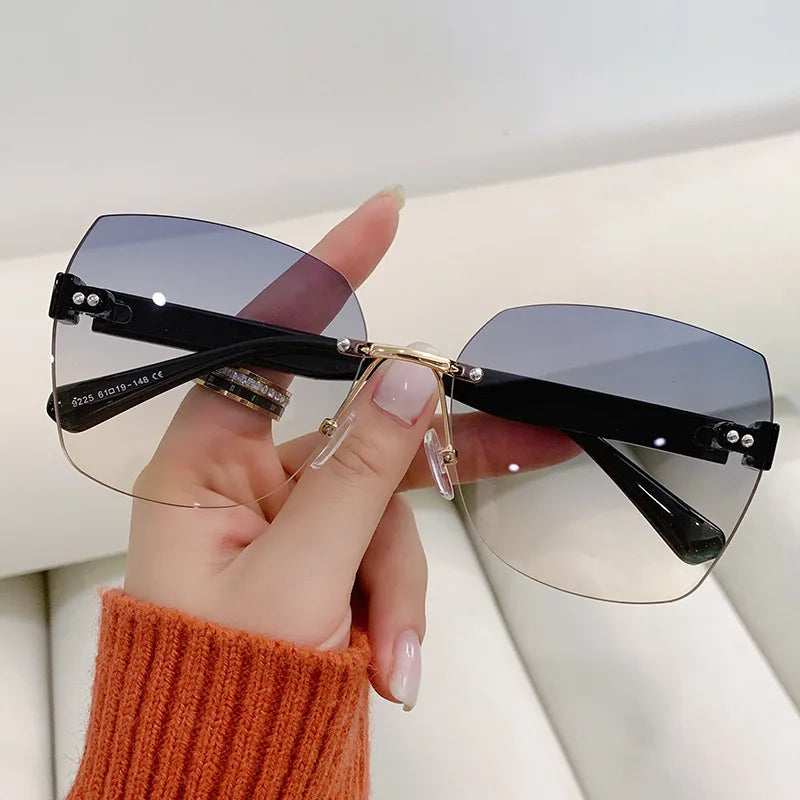 Fashionable Korean Sunglasses for Women - Anti-UV Big Face Tawny Round Glasses