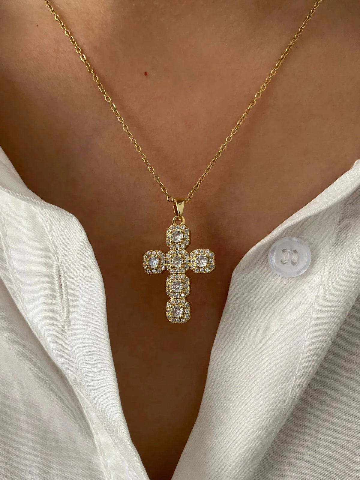 Pendant Cross Necklace Gold Tone - Cubic Zirconia Jewelry, Stainless Steel Chain, Fall 2026 Gift Idea