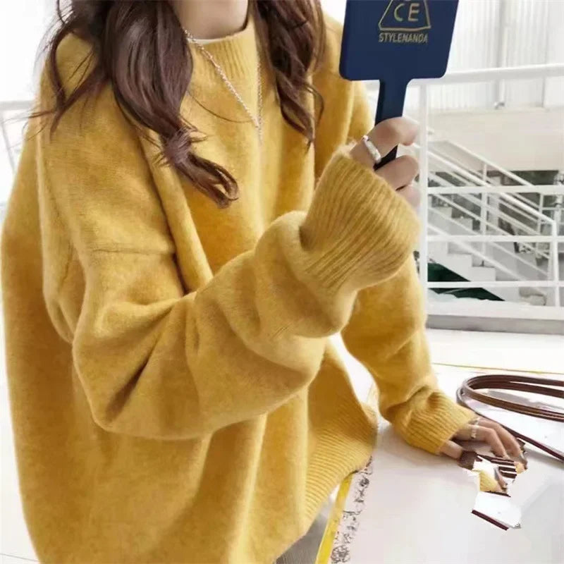 Oversized Cozy Women’s Pullover Sweater - Round Neck Knit
