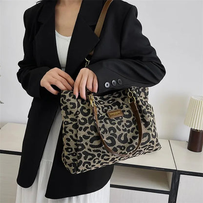 Leopard Print Tote Bag Large Capacity Regular Handbag With Spacious Interior Fall 2026 Trend Gift Idea