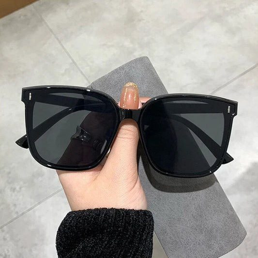 Square Vintage Sunglasses Oversized Retro Shades UV400 for Women and Men
