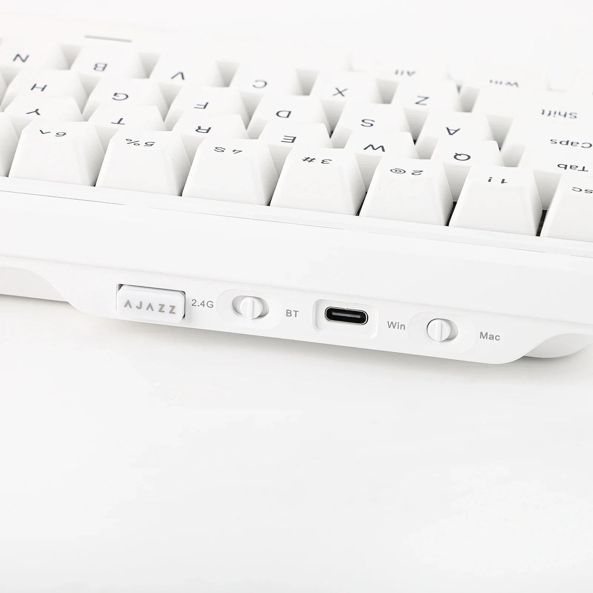 Mechanical Keyboard 68Key Cordless Bluetooth RGB Hall Effect