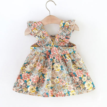 Plush Cozy Baby Girl Dress - Floral Flutter Sleeve, Polyester, For Summer Outings And Playtime