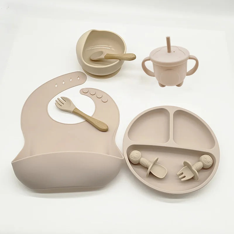 Baby Silicone Tableware Kit 8 Piece Suction Bowls Divided Plate Bib Spoon Fork Fall 2025 Self Feeding Aid