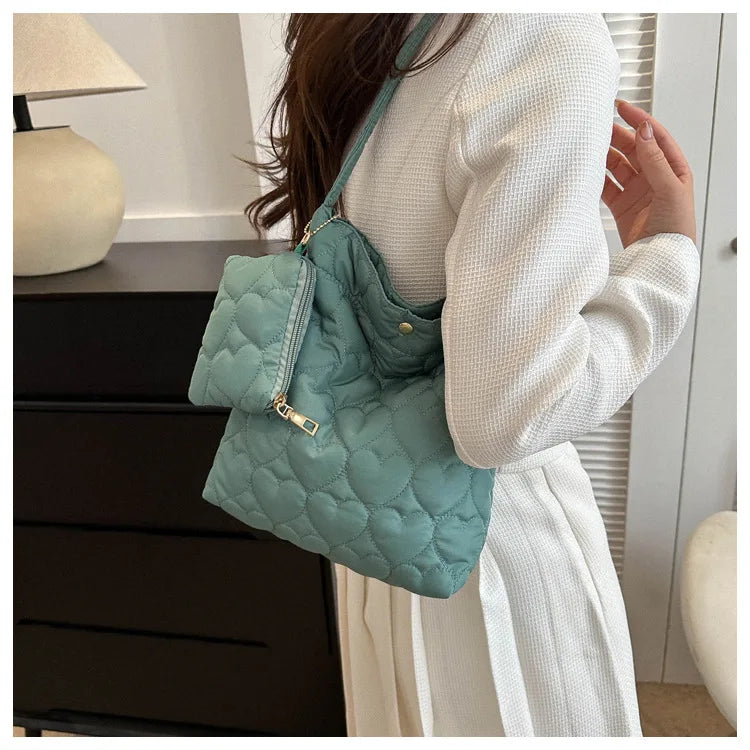 padded square shoulder bag, polyester, casual everyday – Cozy women's quilted tote