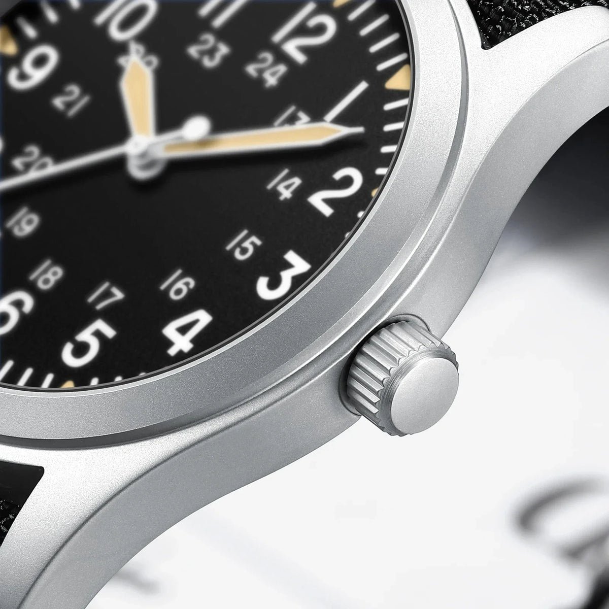 Military2025 Edition Quartz Field Watch 37mm Sapphire Fall