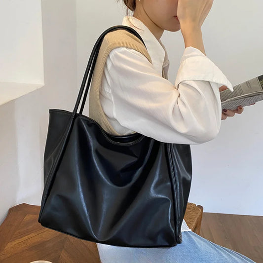 Tote Bag Texture Large Capacity Regular Carry, Commuting Friendly Autumn Winter 2026 Trend