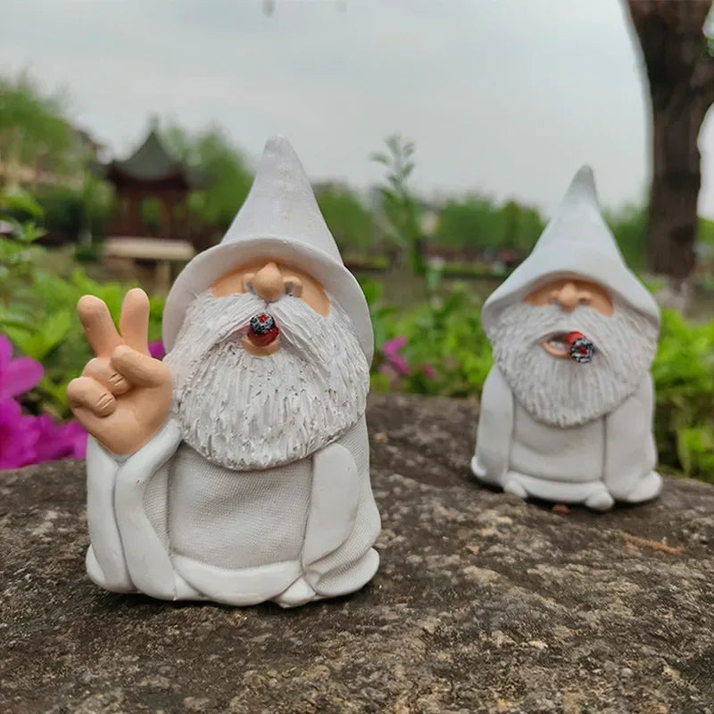 Garden Funny Gnome Statue - Hand Painted Resin Outdoor Ornament, Fall 2026 Yard Decor Gag Gift