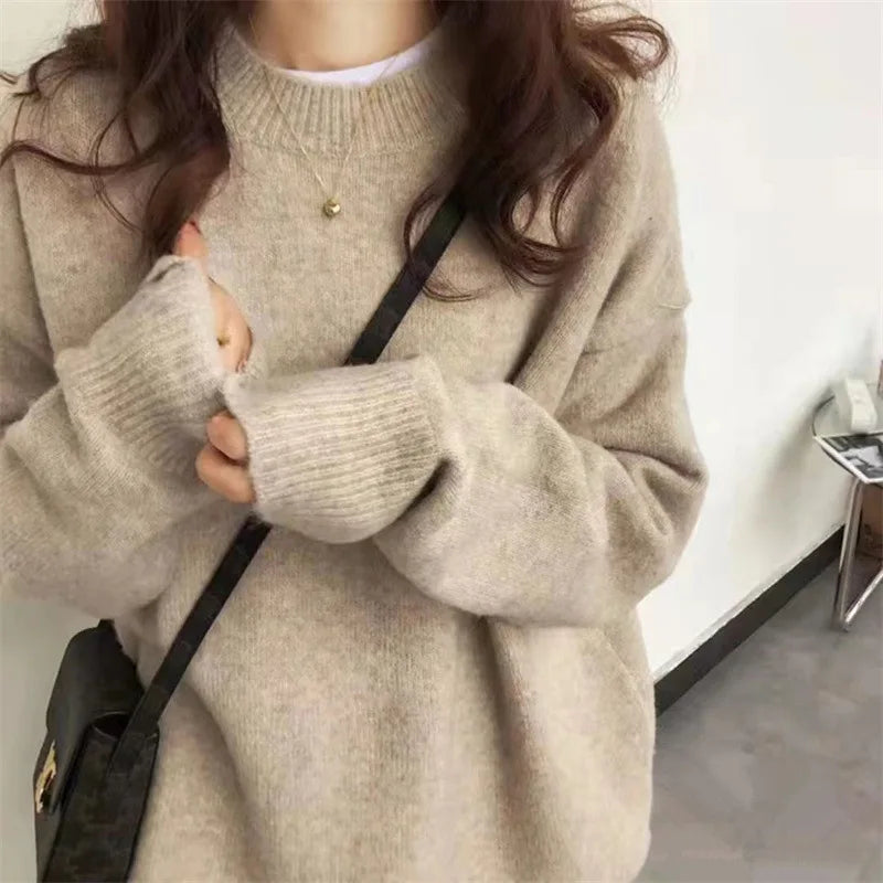 Oversized Cozy Women’s Pullover Sweater - Round Neck Knit