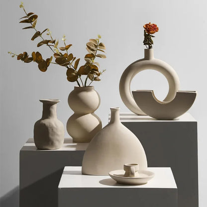 Ceramic Vase Embryo Sculptural Tabletop Vase Scandinavian Minimalist Household Decor Fall 2025 Ideal For Dry Flower Display