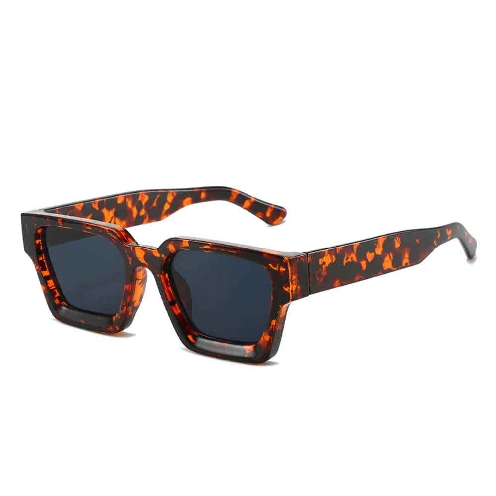 Square Sunglasses Frame Retro Unisex Shades Fall 2026 Trend UV400 Protection Gift