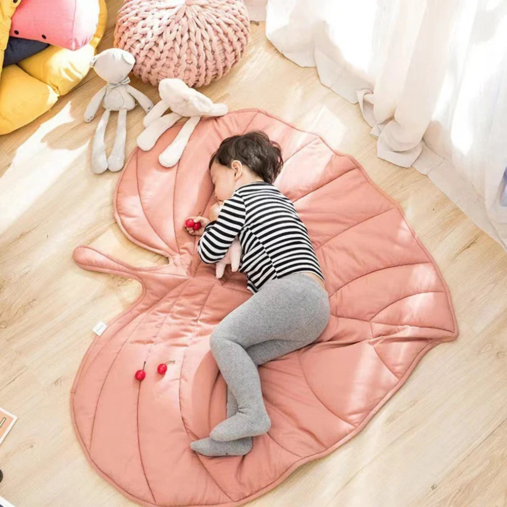 Fashion Creativity Leaf Heart Shaped Blanket Carpet for Child Pet Cat Dog Mat Household Decor