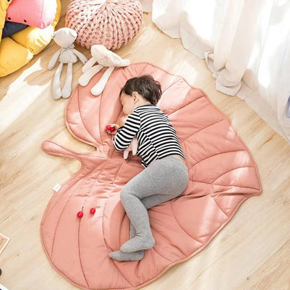 Fashion Creativity Leaf Heart Shaped Blanket Carpet for Child Pet Cat Dog Mat Household Decor
