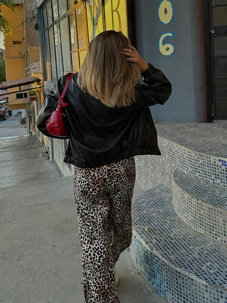 Wide Leg Leopard Print Pants for Women, High Waist Comfortable Trousers for Casual and Chic Occasions-4