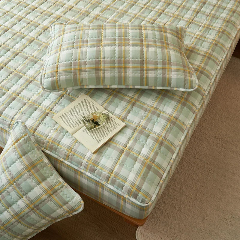 Protector Mattress Quilted Plaid Cover Breathable Antibacterial Bedding Fall 2025 Fresh Sleep