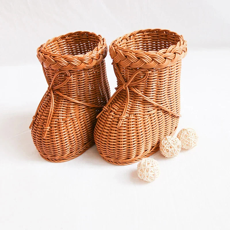 Vase Rattan Boot Shaped Imitation Woven Tabletop Christmas Decor Holiday 2025 Cute Centerpiece Gift