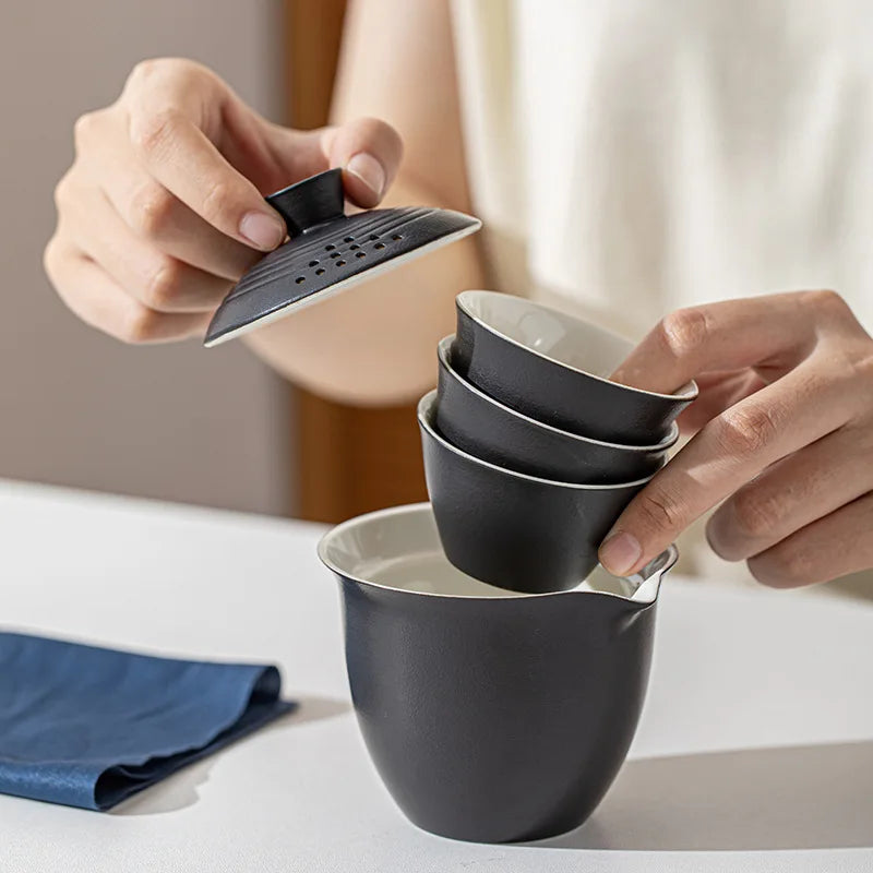 Travel-Friendly Ceramic Travel Tea Kit With Case Gift Kit