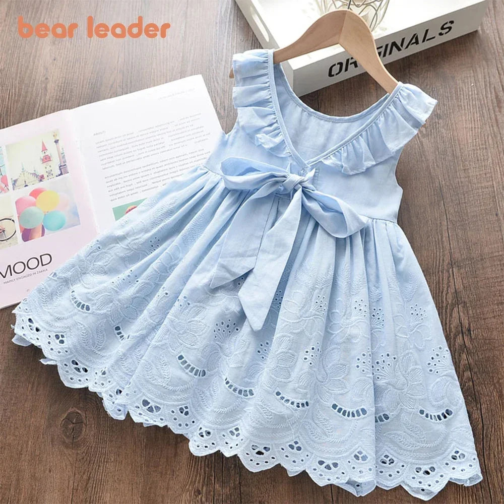knee-length, floral eyelet, cotton, for parties and celebrations – Light girls’ dress