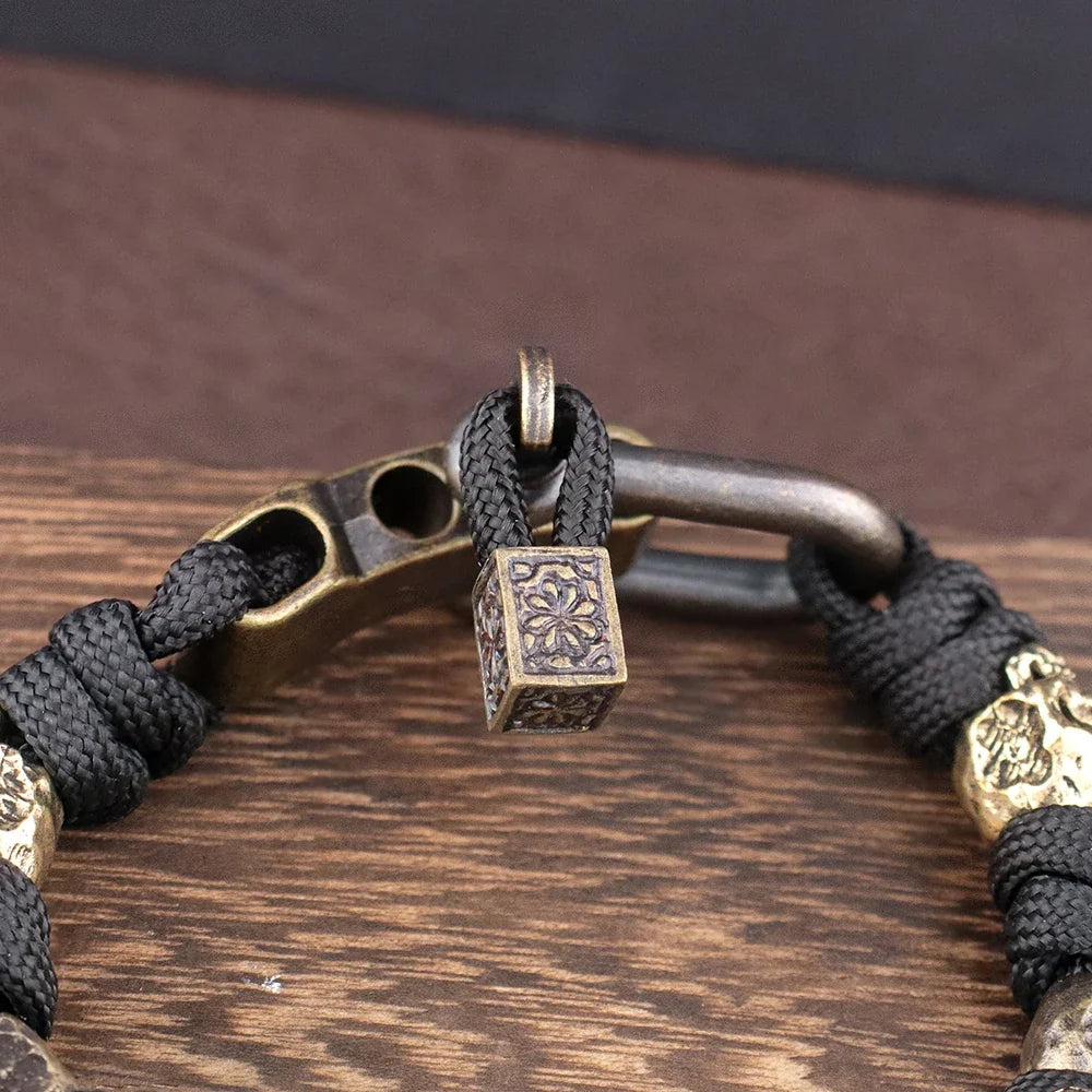 Skull Paracord Bracelet Gothic Wristband Halloween 2026 Gift Idea Flexible Braided Jewelry